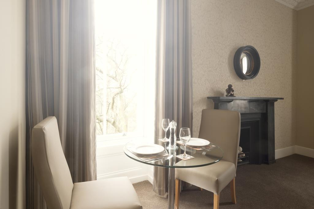 Fountain Court Apartments - Royal Garden Édimbourg Chambre photo