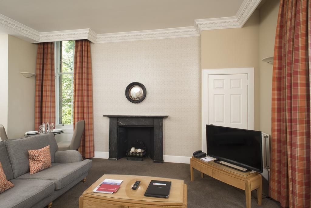 Fountain Court Apartments - Royal Garden Édimbourg Chambre photo