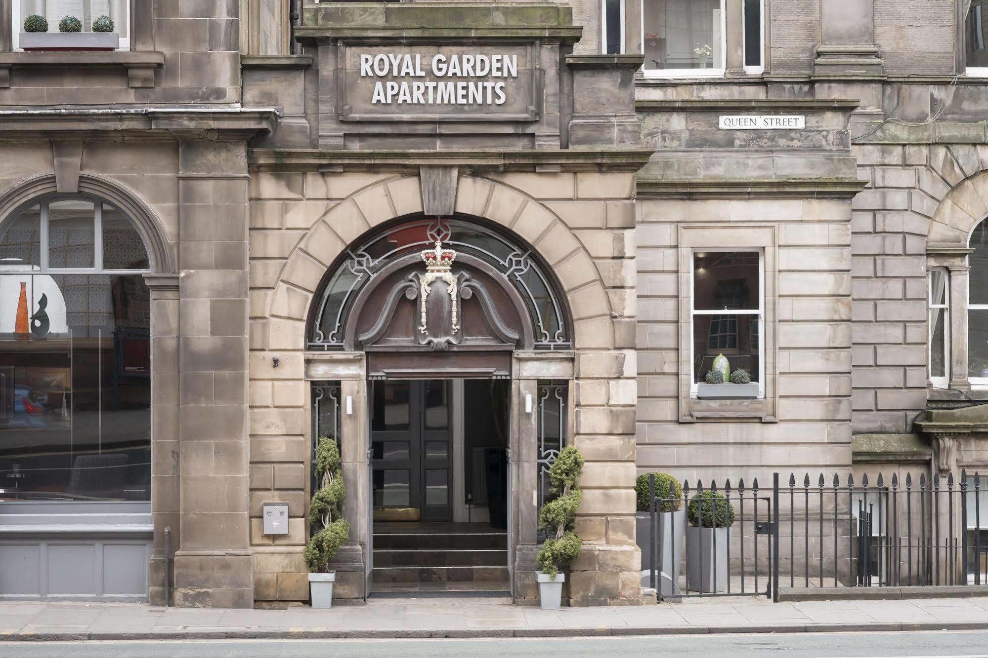 Fountain Court Apartments - Royal Garden Édimbourg Extérieur photo