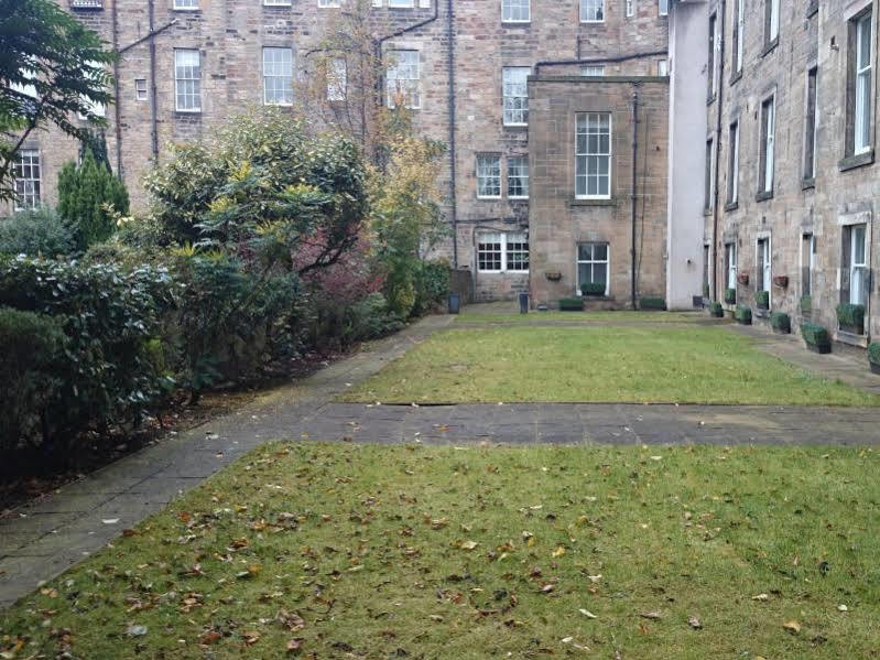 Fountain Court Apartments - Royal Garden Édimbourg Extérieur photo